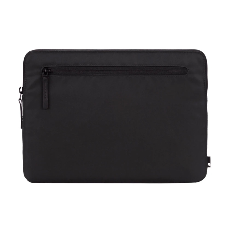 Incase Compact Sleeve in Flight Nylon - Pokrowiec MacBook Pro 13" (M2/M1/2022-2012) / MacBook Air 13" (M2/M1/2022-2018) (czarny)